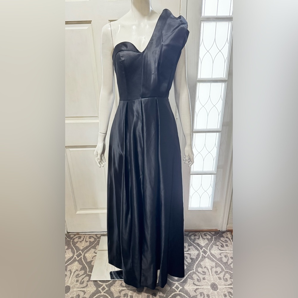 TS Couture Satin sculpted ruffle one-shoulder gown Formal Evening Black Dress